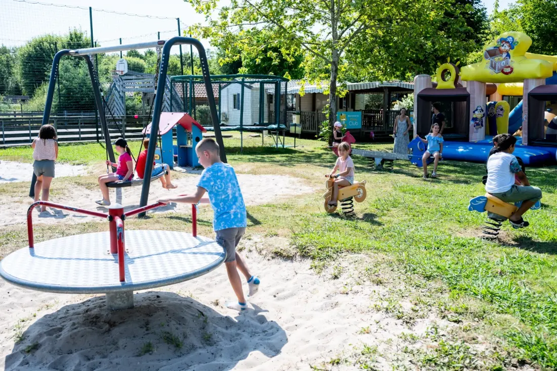 Camping maeva Escapades l'Arbre d'Or 4 Sterne★★★★
