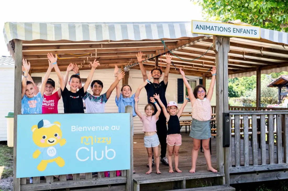 Camping maeva Escapades l'Arbre d'Or 4 Sterne★★★★