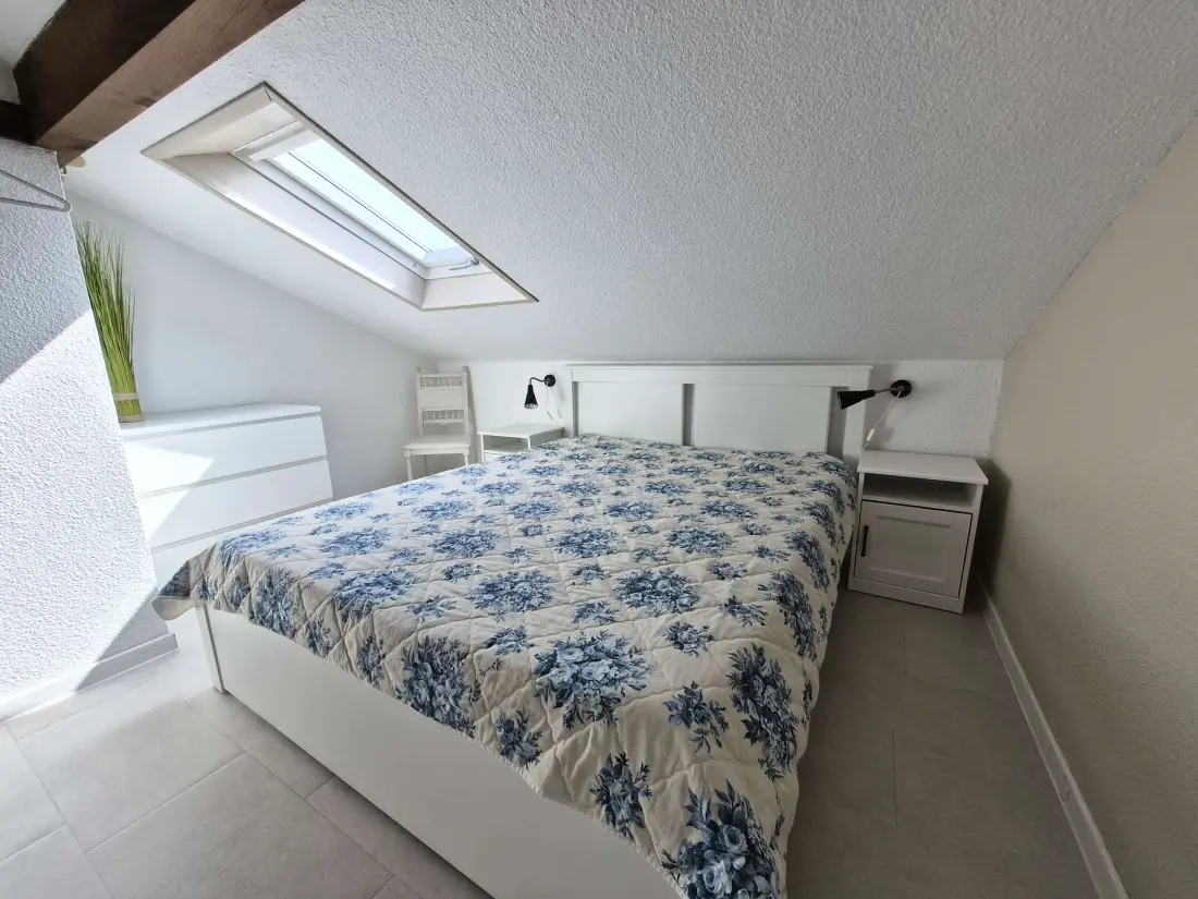 Baines I Residence