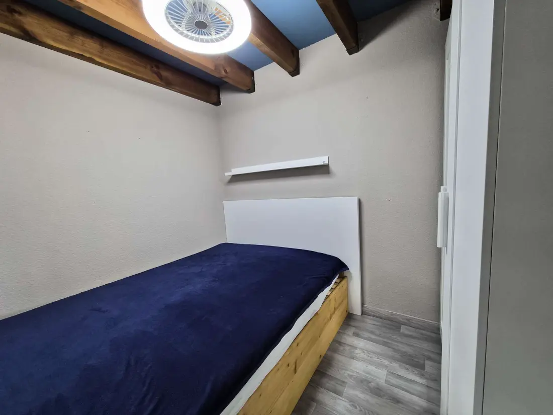 Baines I Residence