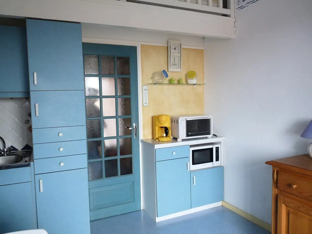 Baines I Residence