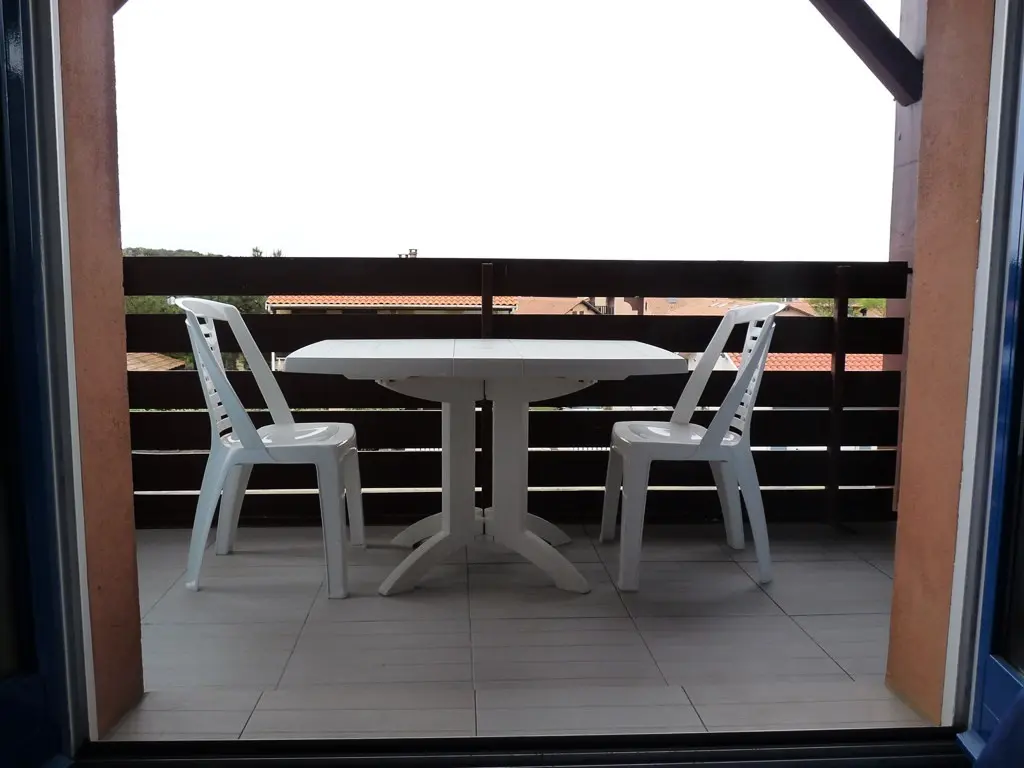 Baines I Residence