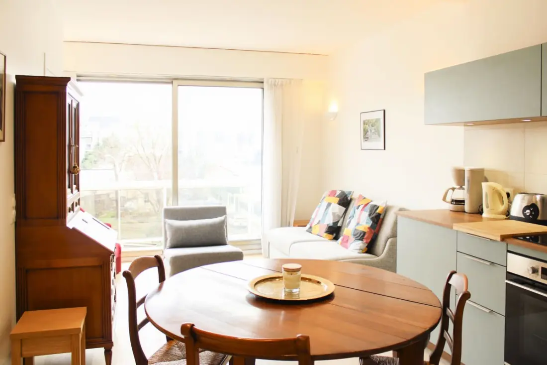 Gerenoveerde Studio met Balkon Kalm