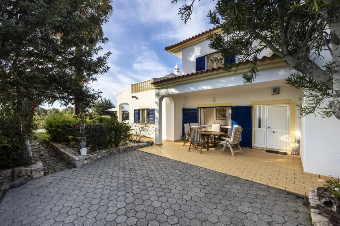 Casa Neel Boliqueim