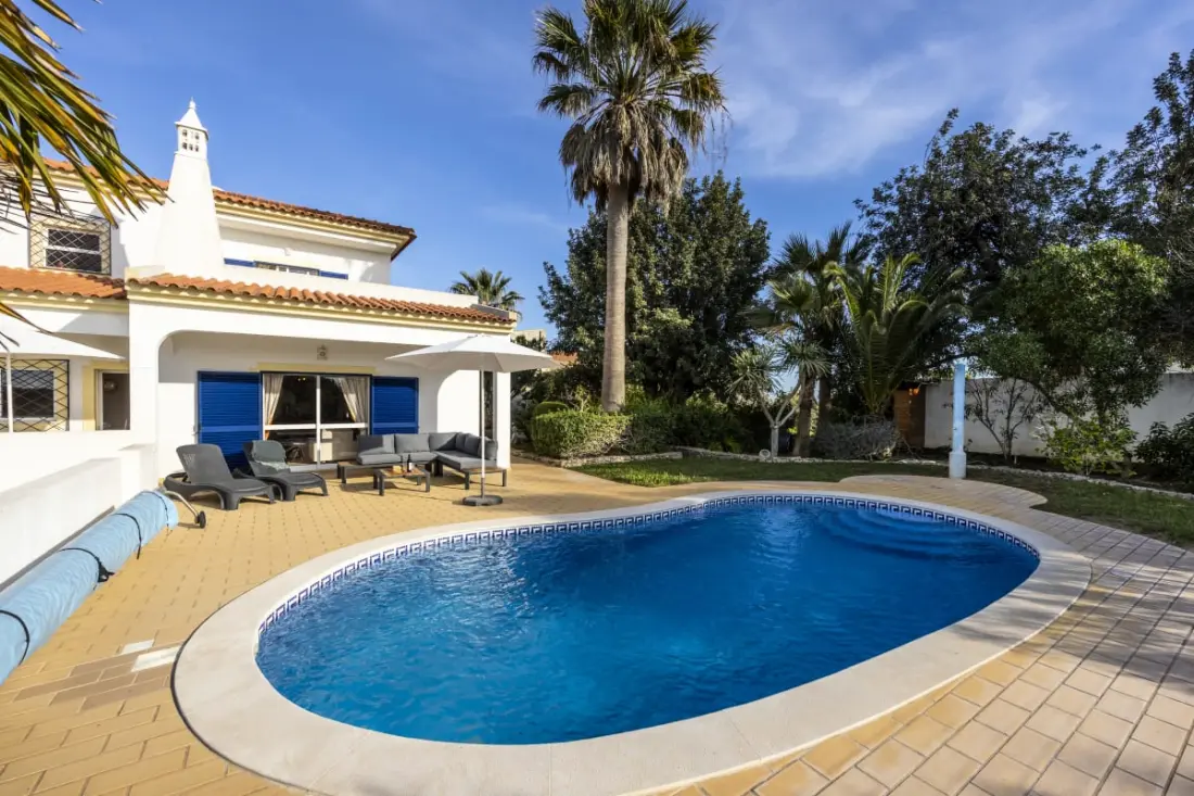 Casa Neel Boliqueim