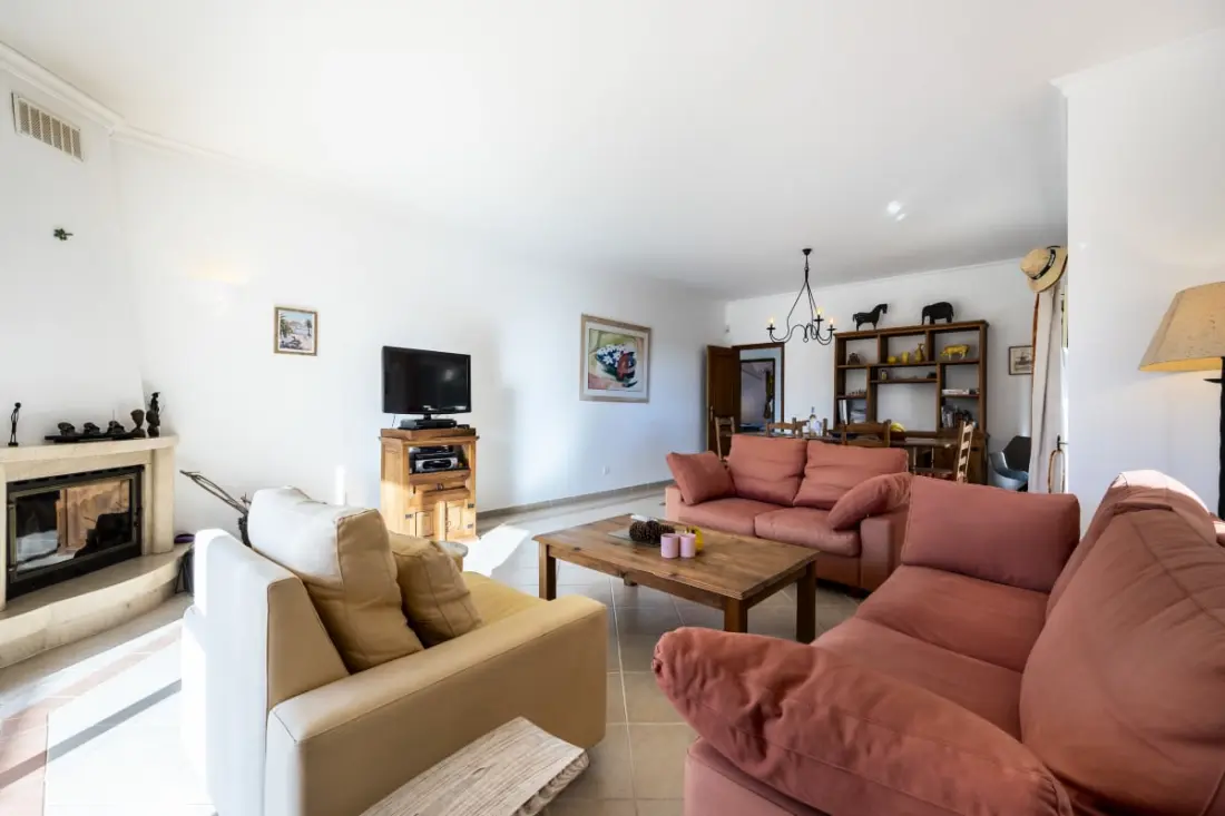 Casa Neel Boliqueim