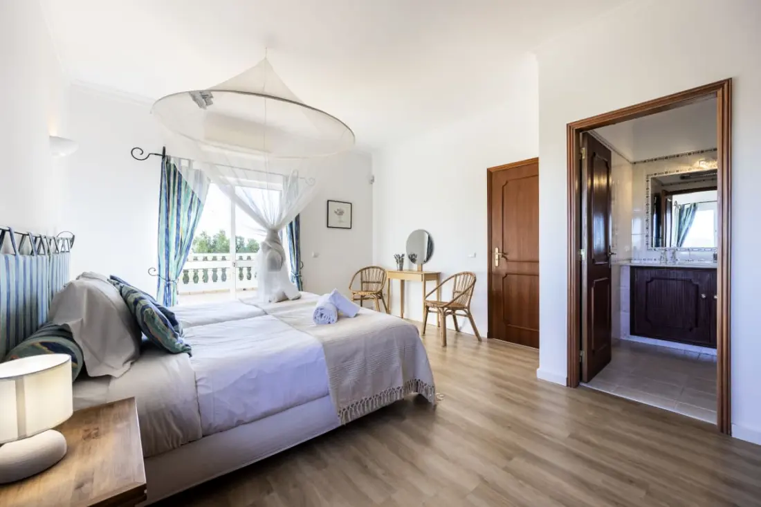 Casa Neel Boliqueim