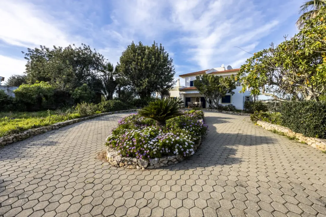 Casa Neel Boliqueim