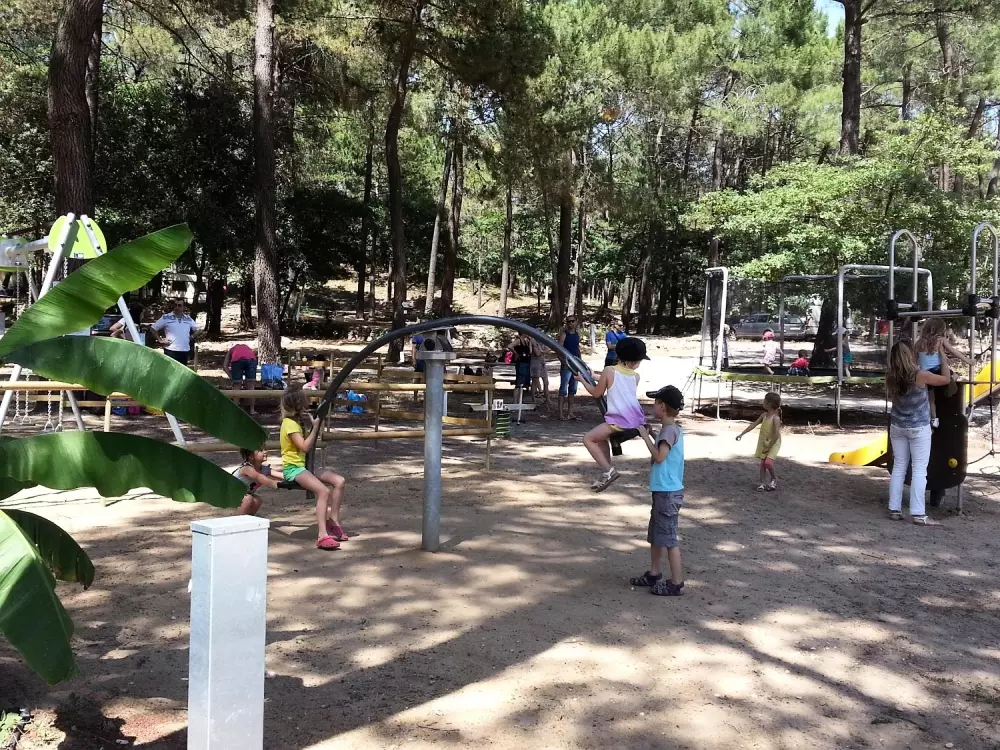 Campingplatz La Simioune Vaucluse und Drome Provencale 3 Sterne★★★