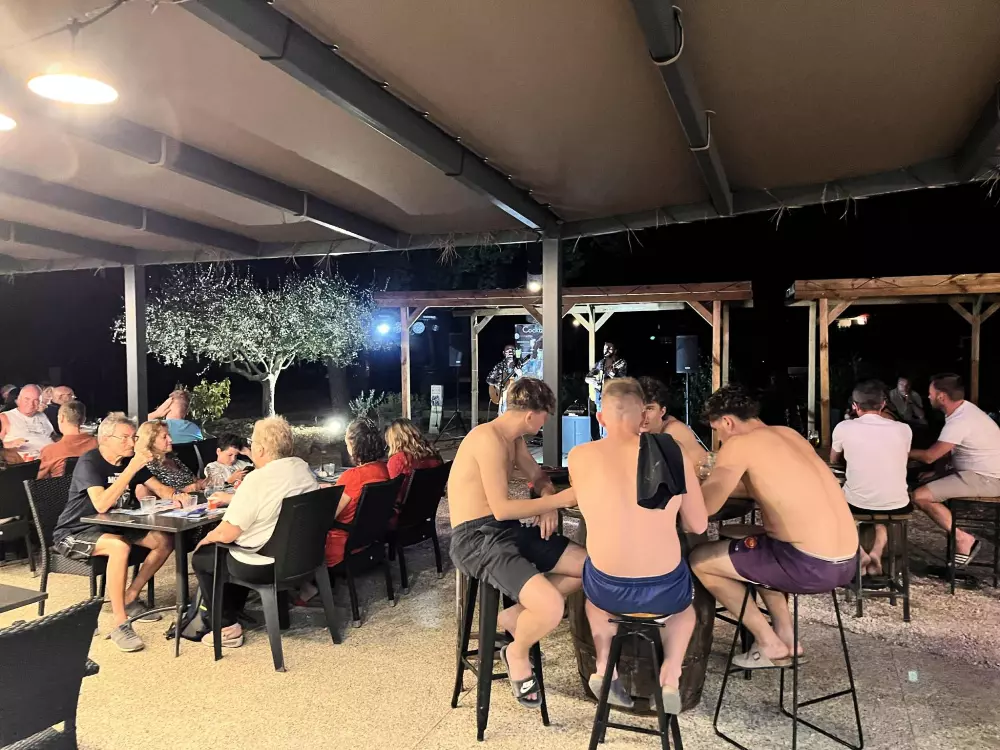 Campingplatz La Simioune Vaucluse und Drome Provencale 3 Sterne★★★