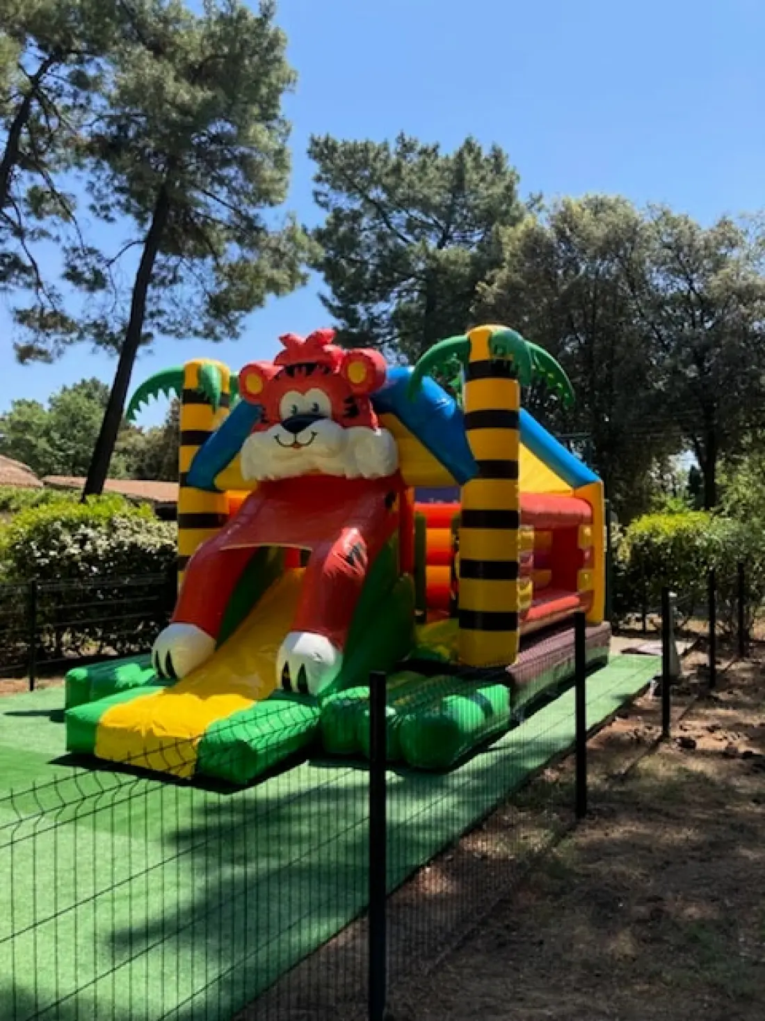 Campingplatz La Simioune Vaucluse und Drome Provencale 3 Sterne★★★