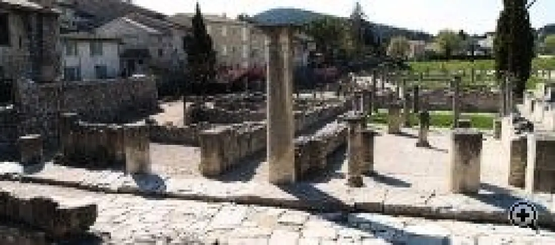 Campingplatz La Simioune Vaucluse und Drome Provencale 3 Sterne★★★