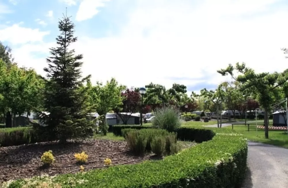 Wecamp Pirineos 4 Estrellas★★★★