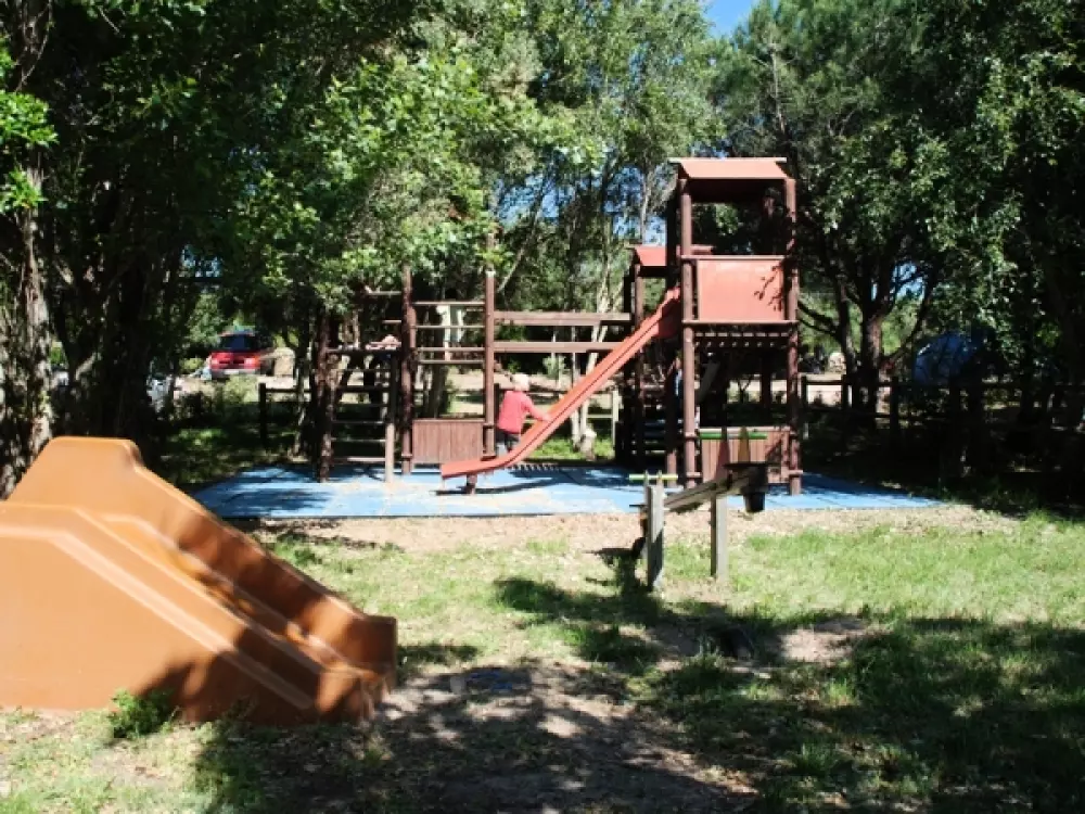 Campingplatz Les Iles 4 Sterne★★★★