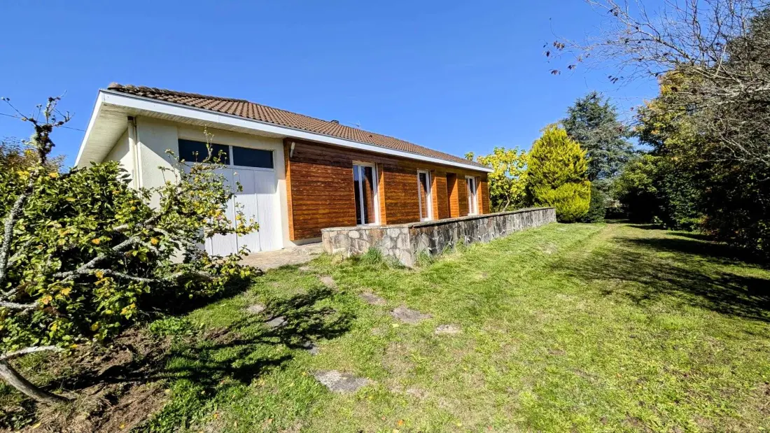 Gîte de France Maison du cèdre 2 oren