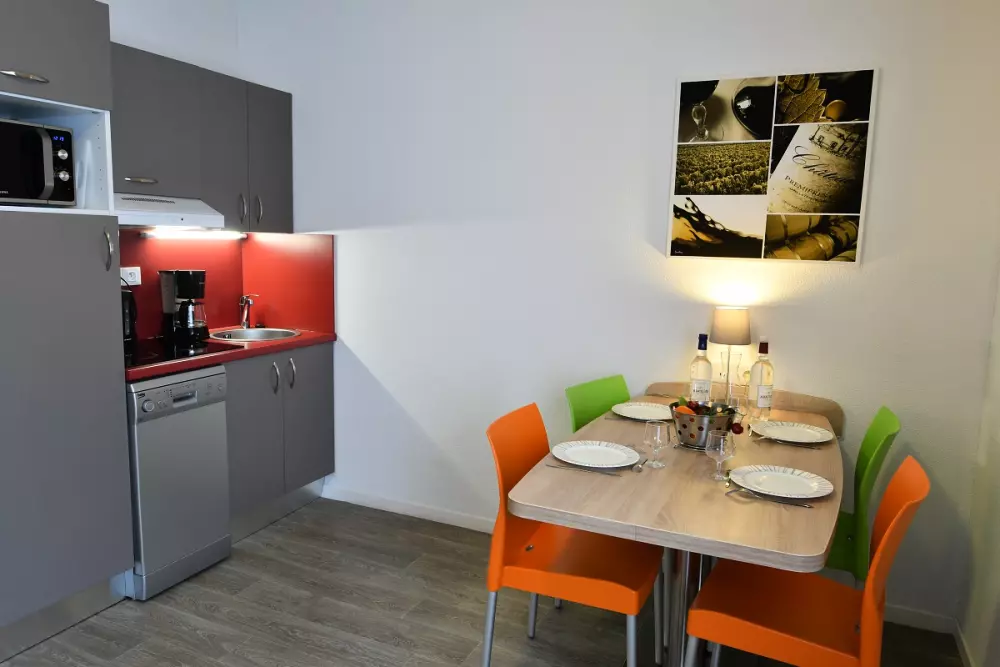 Apart'Hôtel Mer & Golf Bordeaux Basins in Flot 3 Sterren★★★