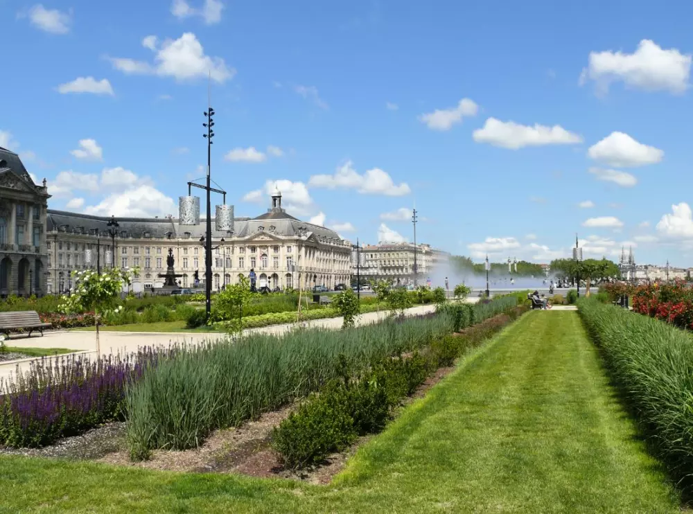 Apart'Hôtel Mer & Golf Bordeaux Basins in Flot 3 Sterren★★★