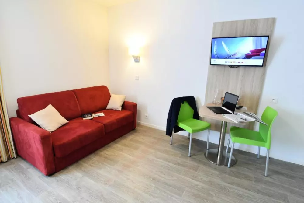 Apart'Hôtel Mer & Golf Bordeaux Basins in Flot 3 Sterren★★★