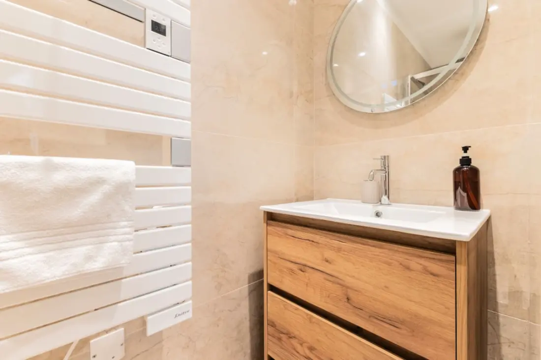 Luxus 3 hálószobás apartman Hyper Center, légkondicionáló, lift