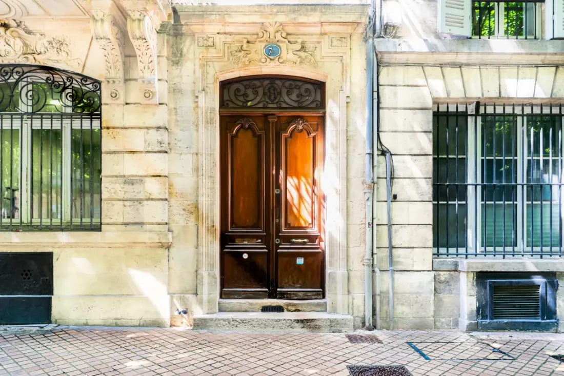 Apartmanok nagyon jó helyet foglaltak a Quinconces kapuján