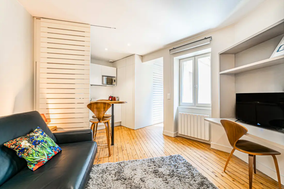 Apartmanok nagyon jó helyet foglaltak a Quinconces kapuján