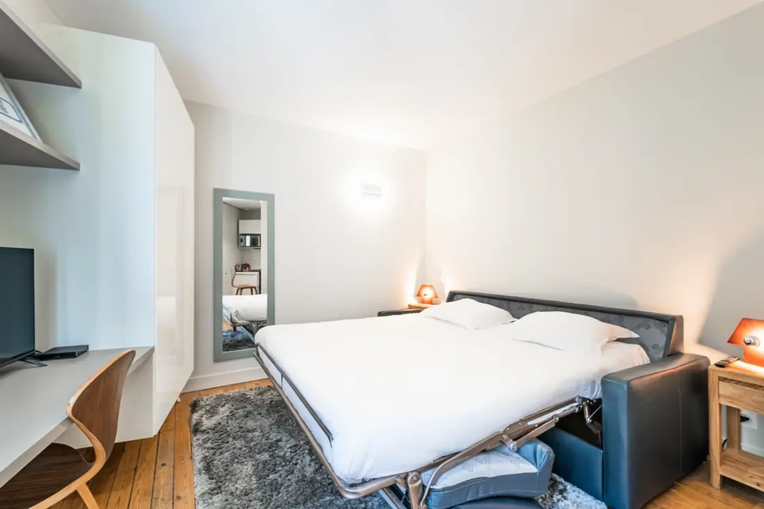 Apartmanok nagyon jó helyet foglaltak a Quinconces kapuján