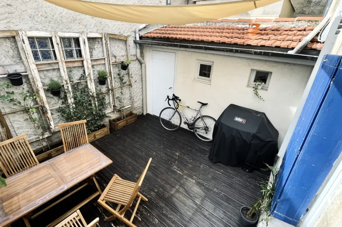 Échoppe Bordelaise Avec Terrasse