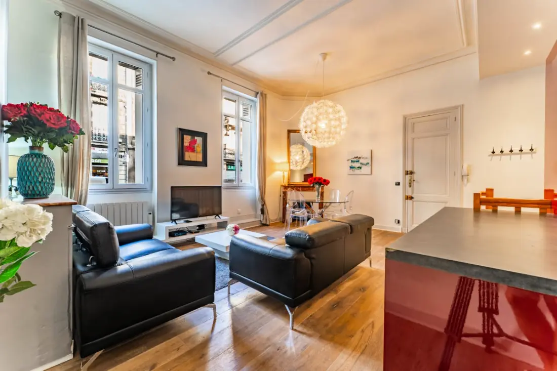 Magnificent Apartment Au Coeur Du Quartier Historic Saint-michel