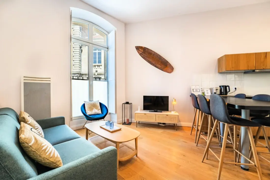 Kivételes és modern apartman a Közkert kapujában 6 fő részére