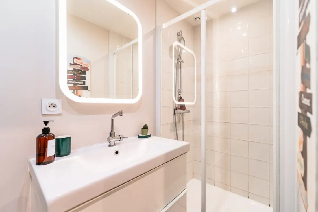 Kivételes és modern apartman a Közkert kapujában 6 fő részére
