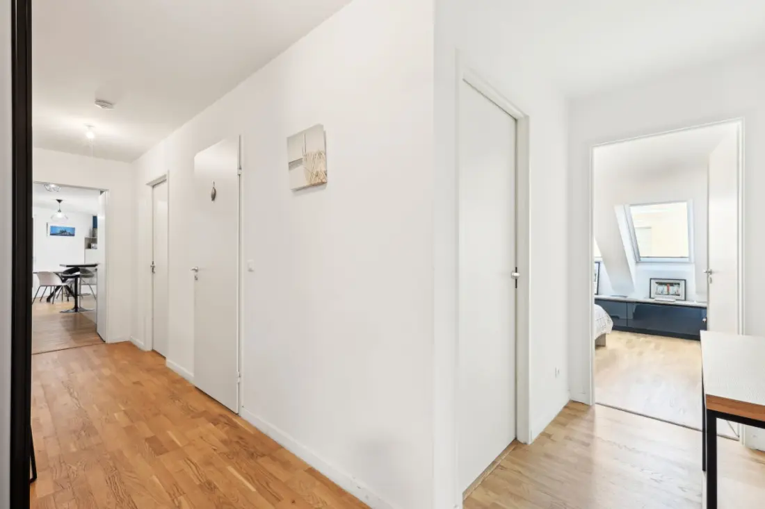 Tágas és világos T5 apartman