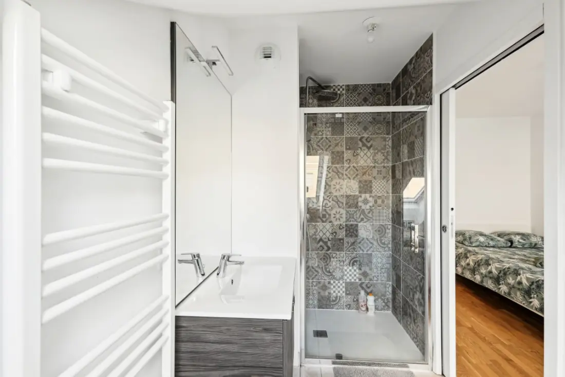 Tágas és világos T5 apartman