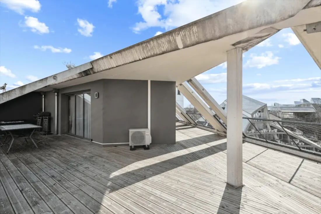 Tágas és világos T5 apartman