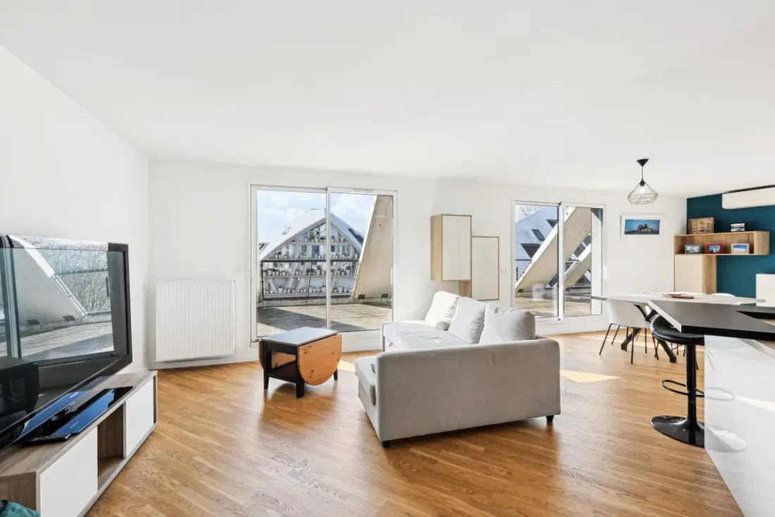 Tágas és világos T5 apartman