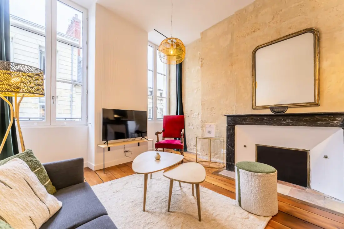 Karrier És radián 55 M2 Apartman található Bordeaux szívében