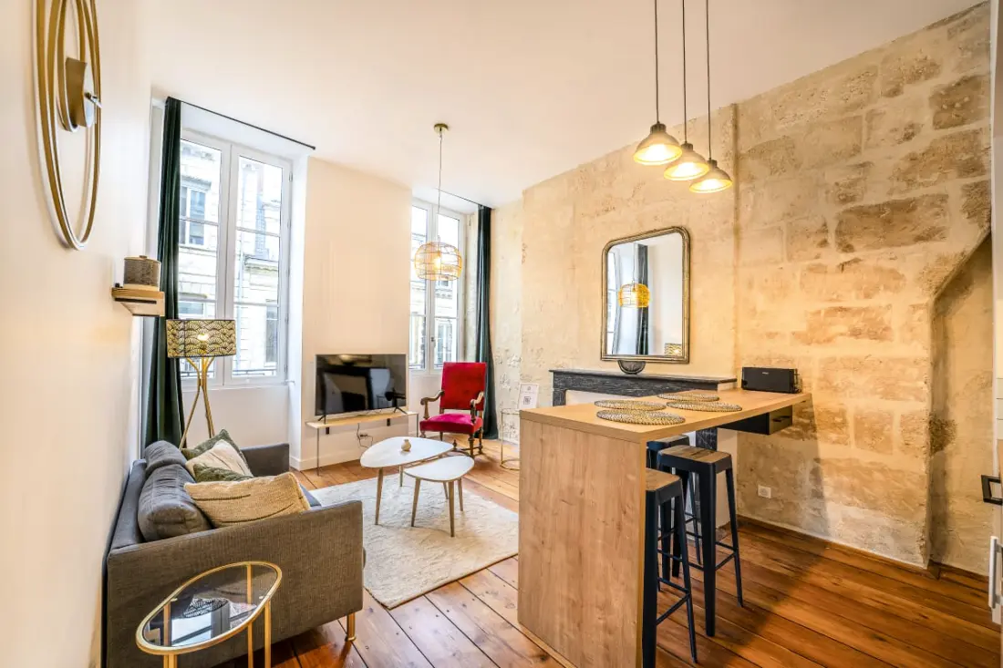 Karrier És radián 55 M2 Apartman található Bordeaux szívében