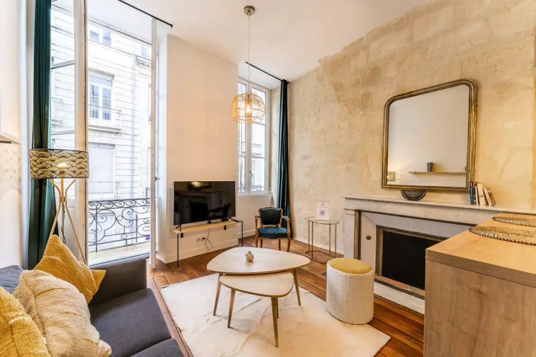 Karrier És radián 55 M2 Apartman található Bordeaux szívében