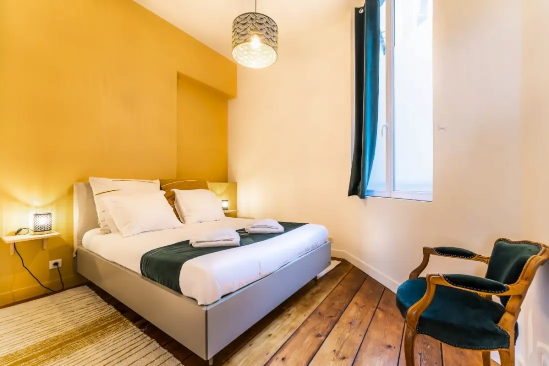 Karrier És radián 55 M2 Apartman található Bordeaux szívében