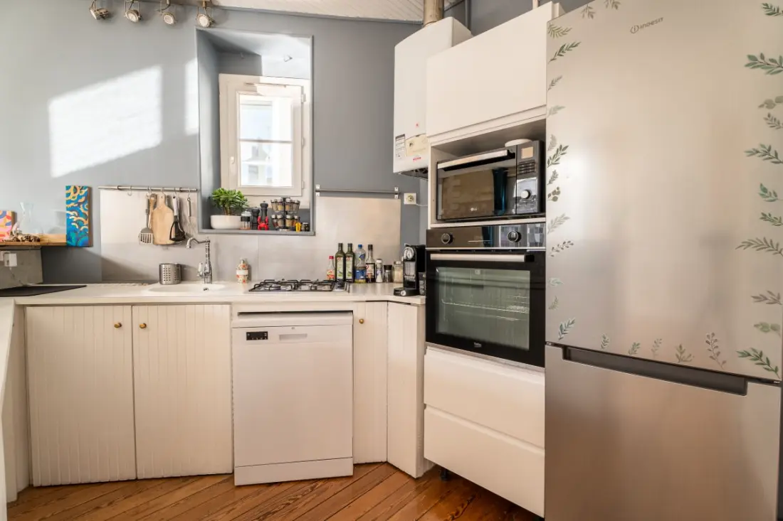 Nagy, világos duplex Bordeaux központ
