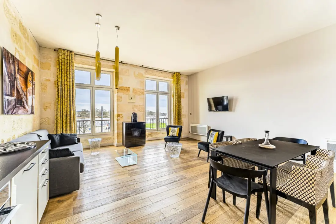 Csodálatos 2 hálószobás apartman kilátással a Garonne-ra
