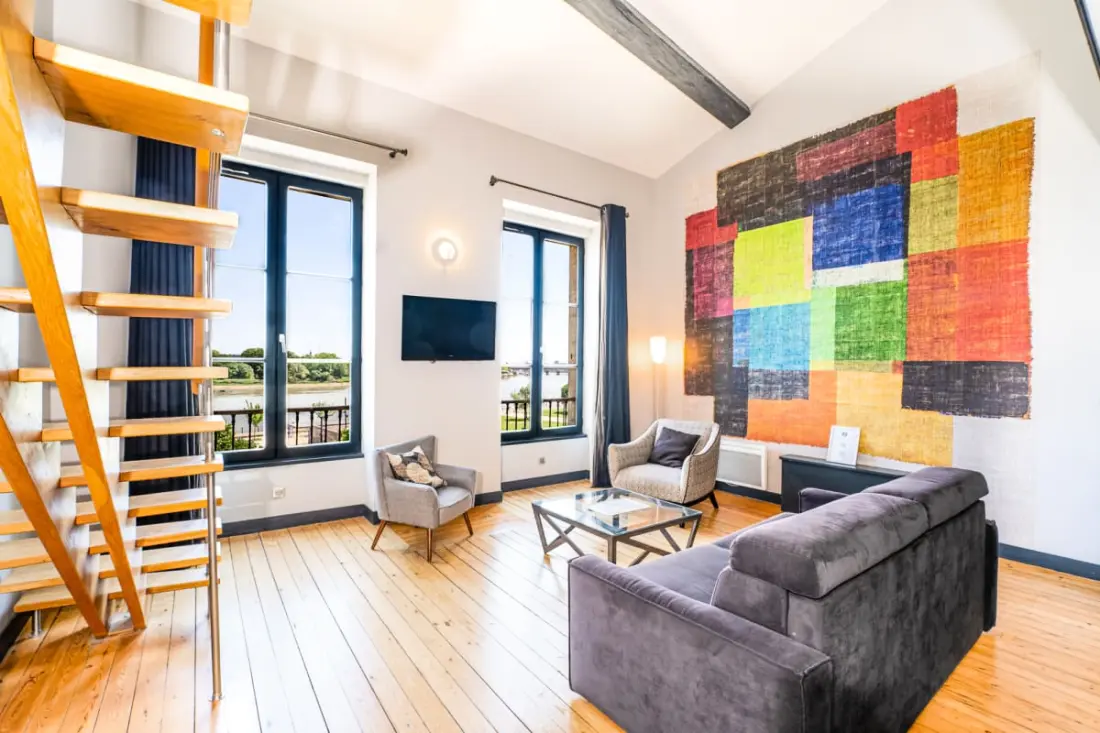 Csodálatos 3 hálószobás apartman kilátással a Garonne-ra
