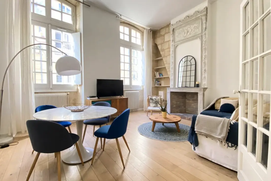 Magnificent Comfortable Apartment for 4, Hypercentre, Very Quiet Street