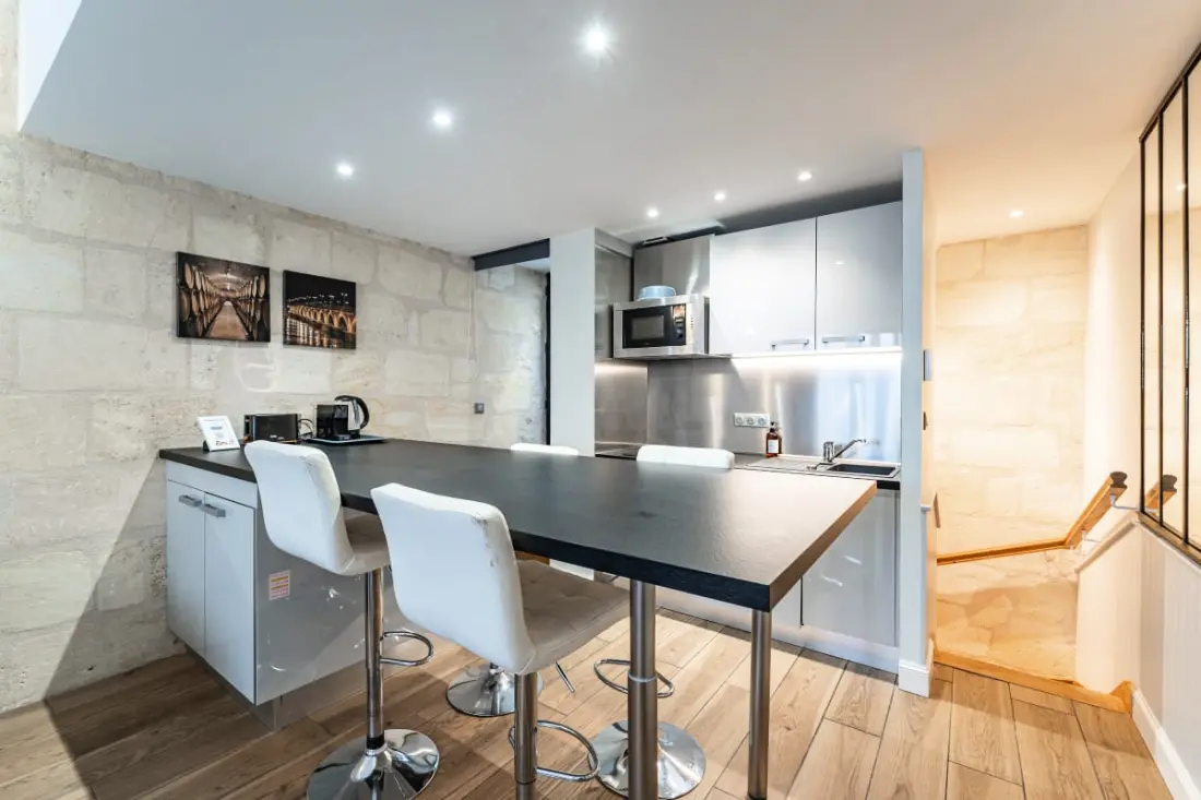 Superb Quality Duplex, Hypercentre a Rooftop és a légkondicionálás
