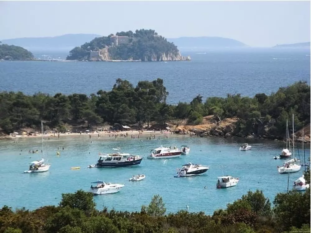 Camping Lou Cabasson 3 Sterren★★★