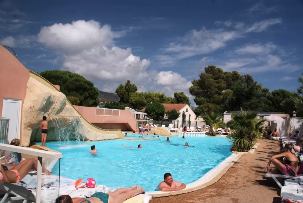 Campingplads Tikayan Clau Mar 4 Stjerner★★★★