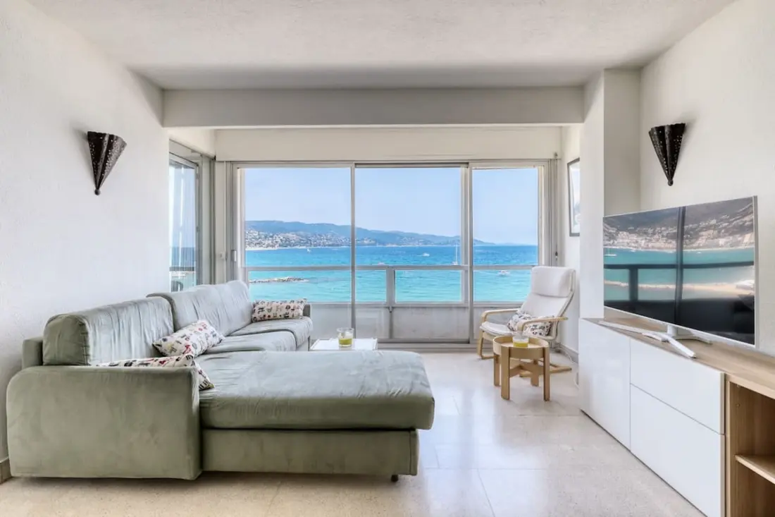 Residence Magnifico Appartamento Front De Mer - 6 Persone