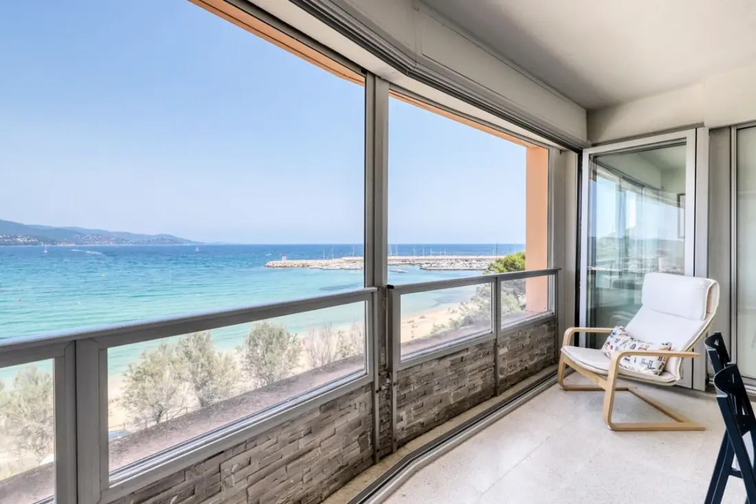 Residence Magnifico Appartamento Front De Mer - 6 Persone