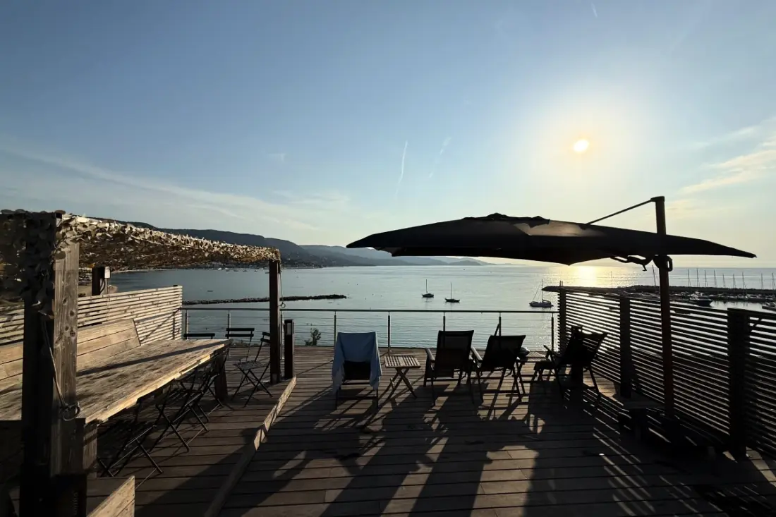 Residence Magnifico Appartamento Front De Mer - 6 Persone