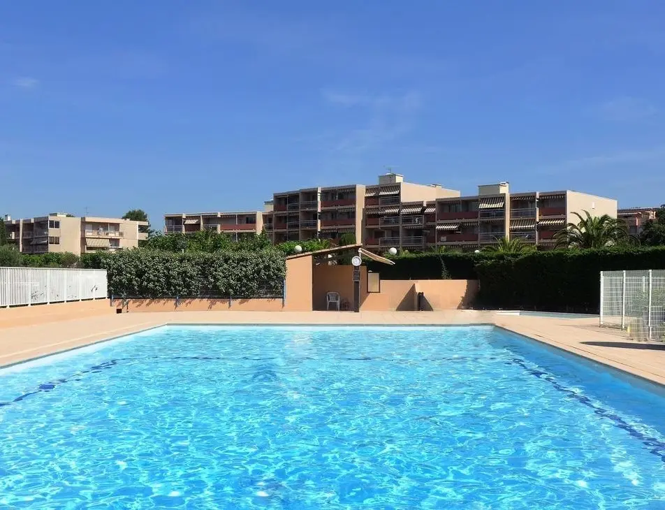 Residence Rives De La Faviere