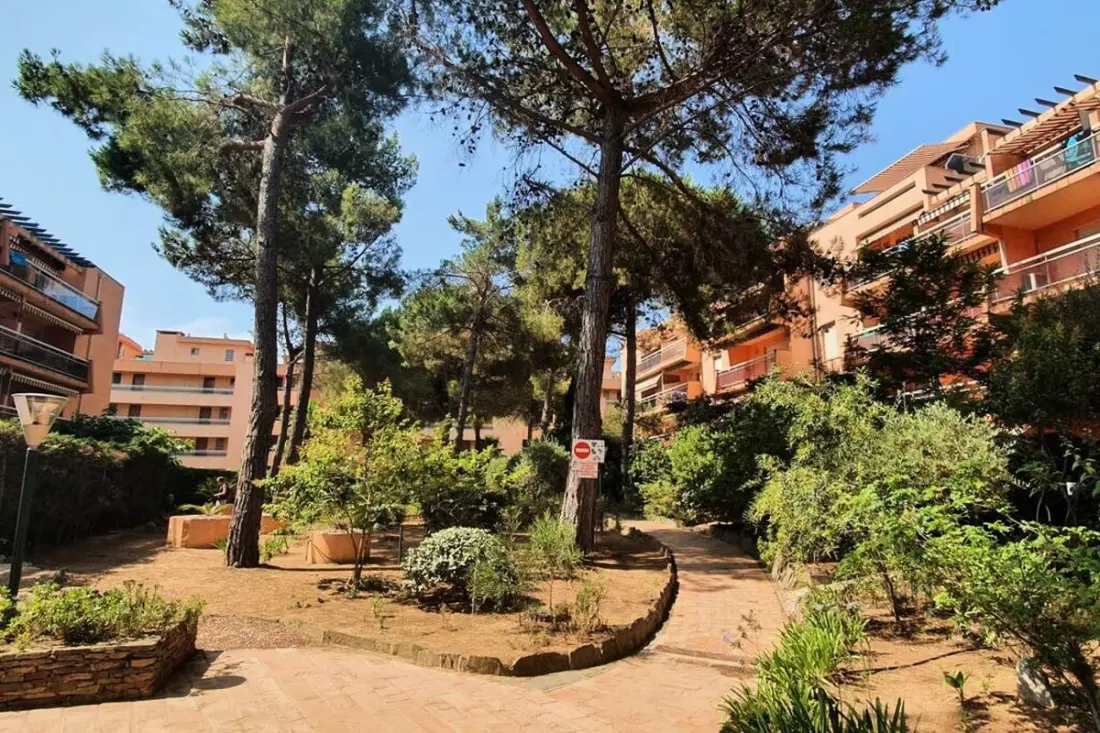 Residence "Bormes In Blue" Studio a La Favière - Ranked 33 Stelle★★★